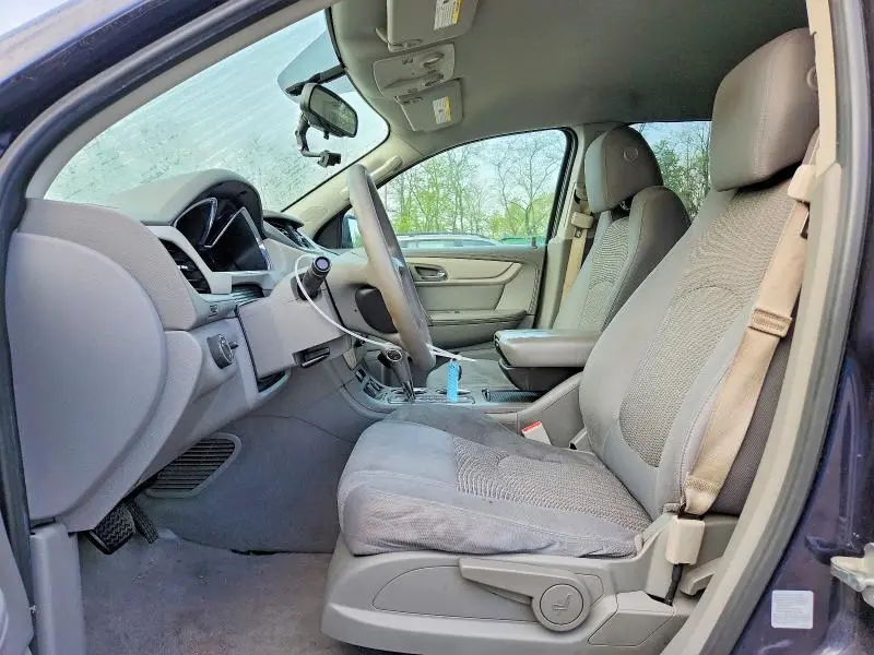 2015 CHEVROLET TRAVERSE LS  