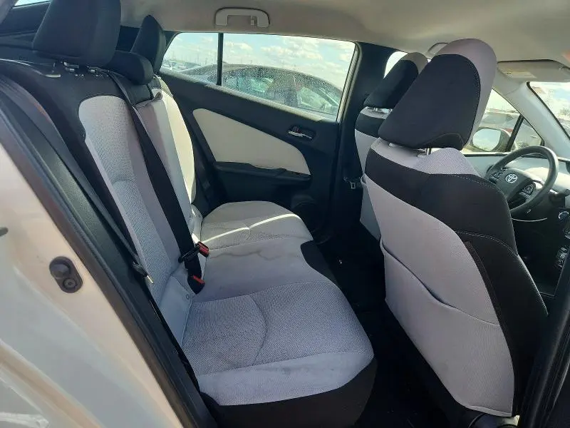 2019 TOYOTA PRIUS LE  