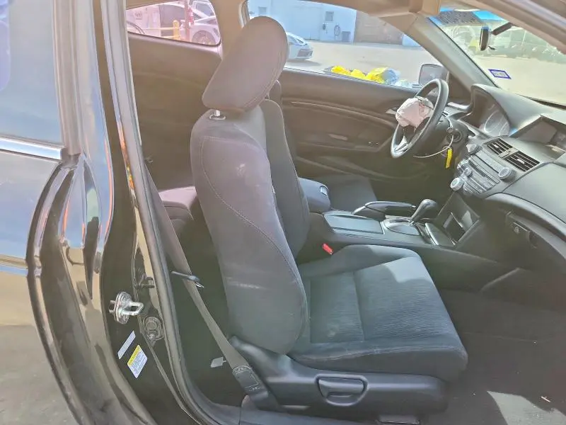 2012 HONDA ACCORD LX  