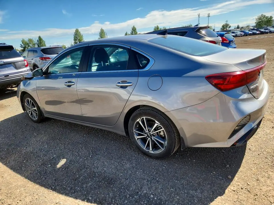 2023 KIA FORTE EX  