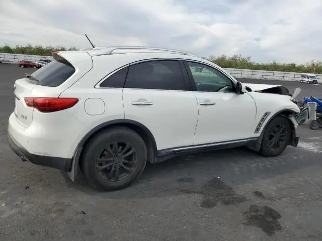 2012 INFINITI FX35   