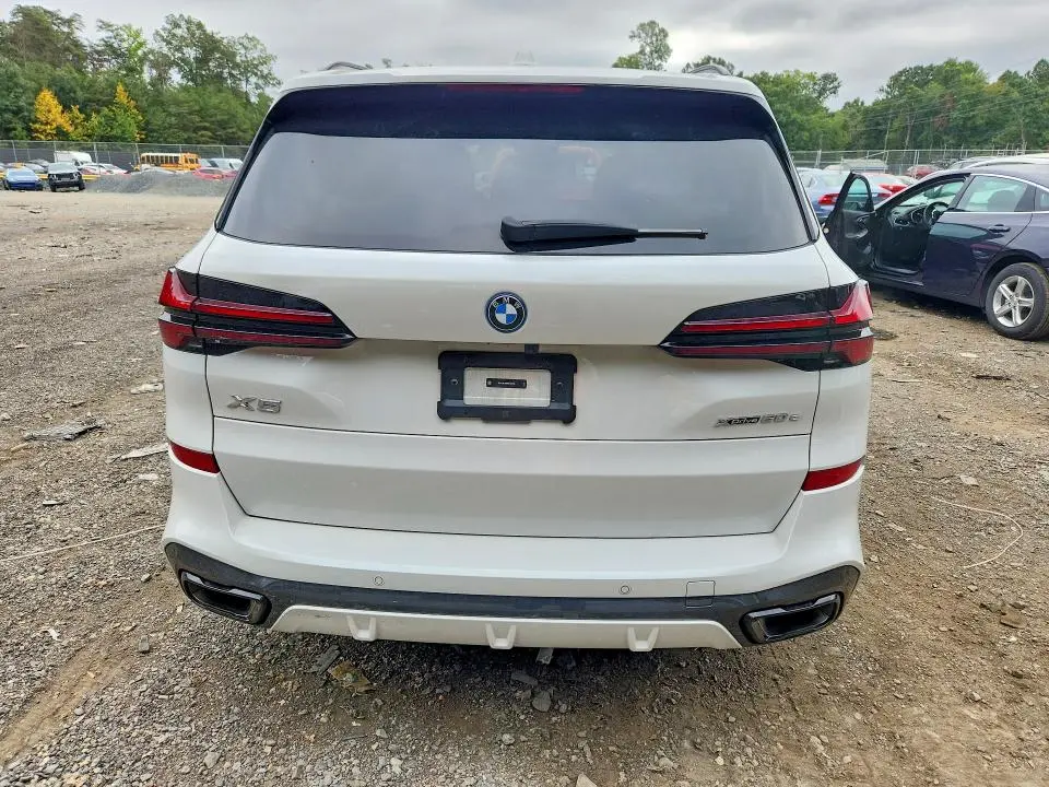 2024 BMW X5 XDRIVE50E  