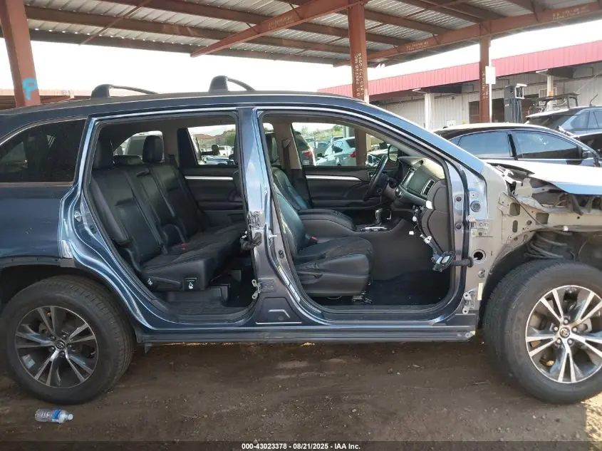 2016 TOYOTA HIGHLANDER XLE V6