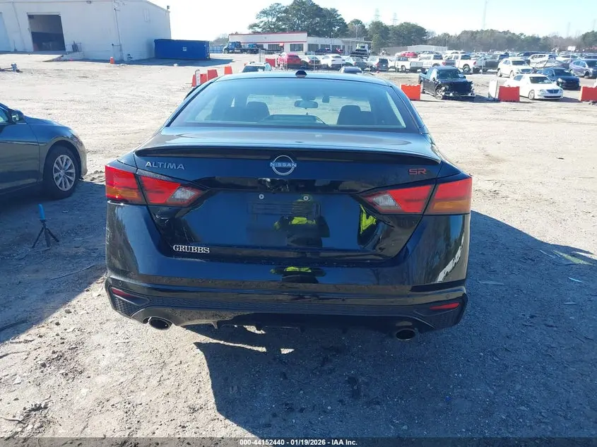 2024 NISSAN ALTIMA SR FWD