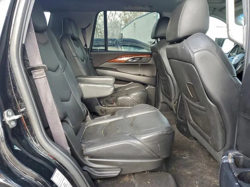 2015 CADILLAC ESCALADE LUXURY  