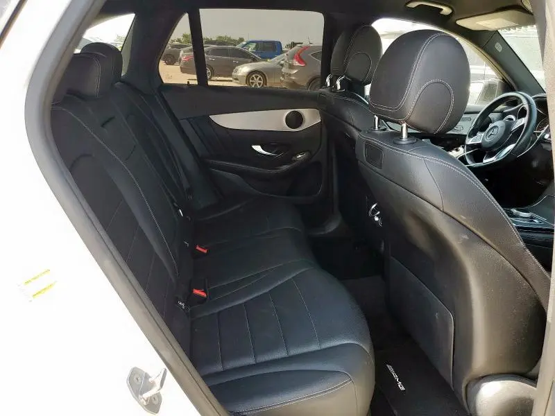 2019 MERCEDES-BENZ GLC 300  