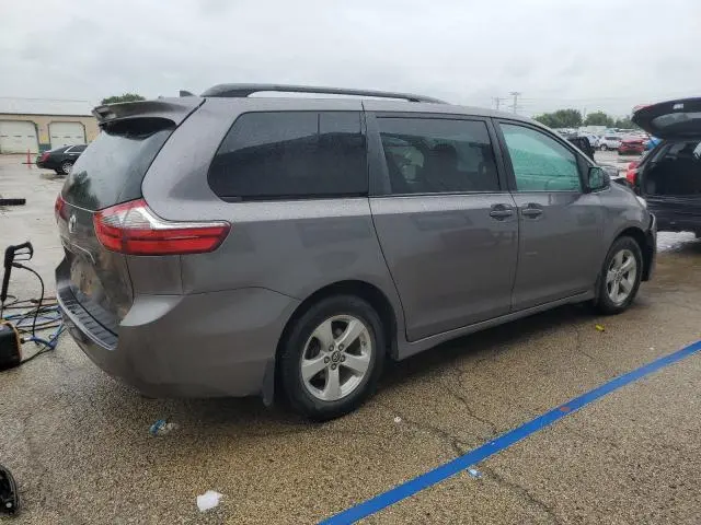 2020 TOYOTA SIENNA LE  