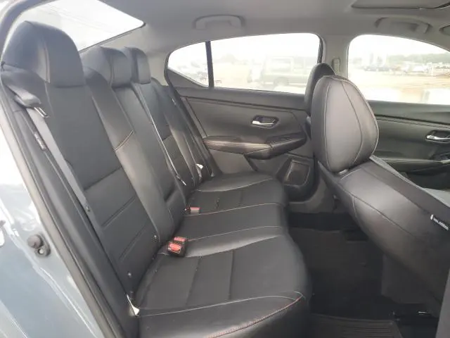 2024 NISSAN SENTRA SR  