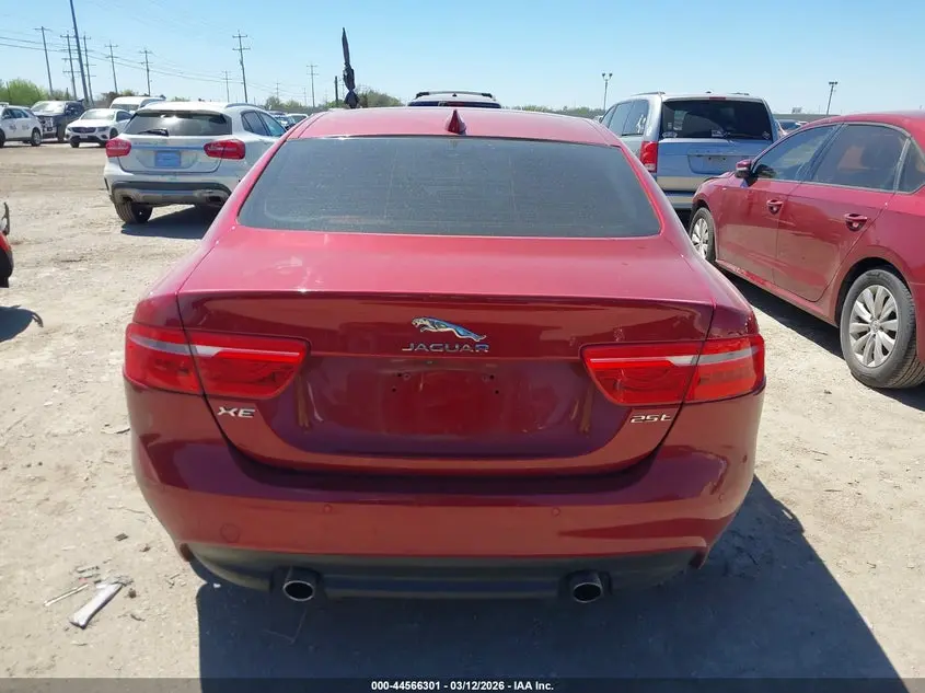 2017 JAGUAR XE 25T PREMIUM