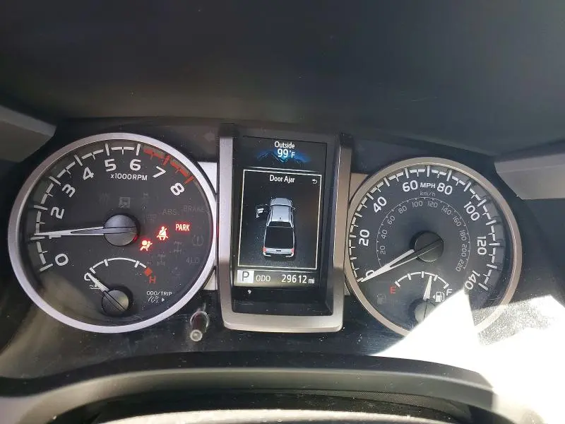 2023 TOYOTA TACOMA SR5 V6  
