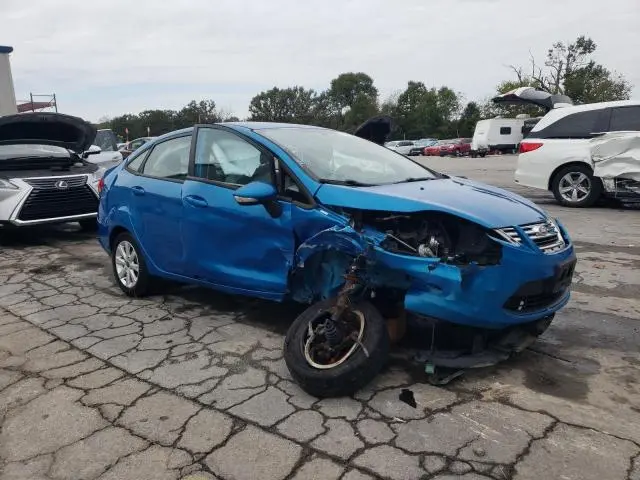 2013 FORD FIESTA SE  