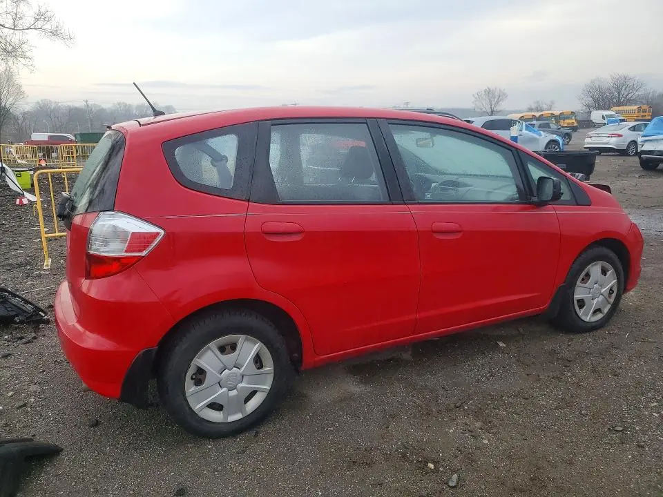 2013 HONDA FIT   