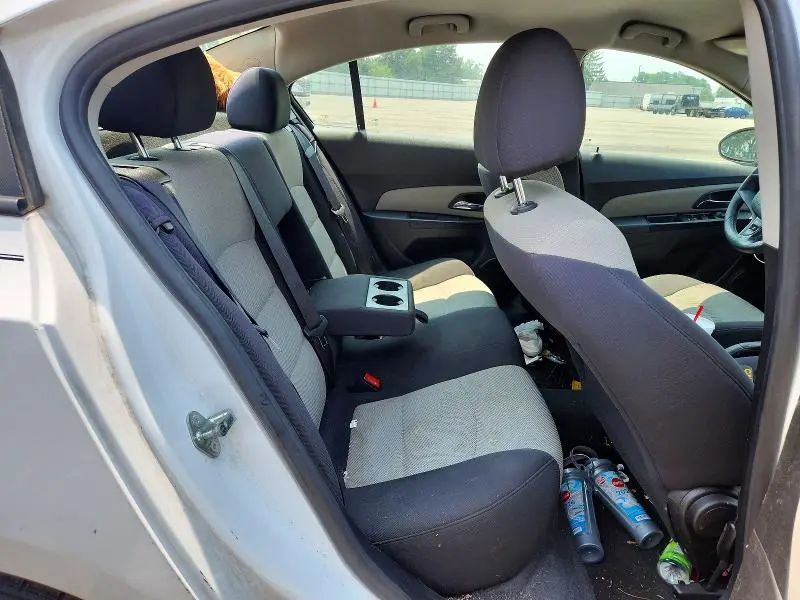 2013 CHEVROLET CRUZE LS  