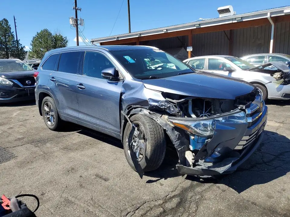 2018 TOYOTA HIGHLANDER LIMITED PLATINUM  