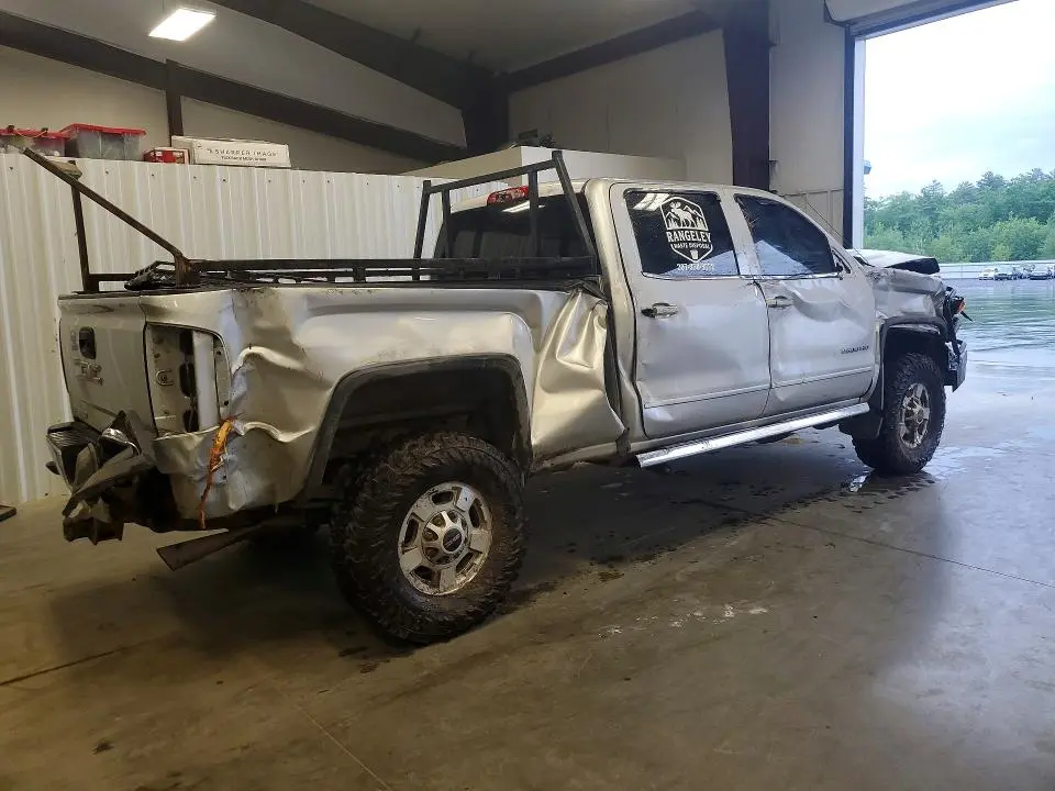 2017 GMC SIERRA K2500 SLE  