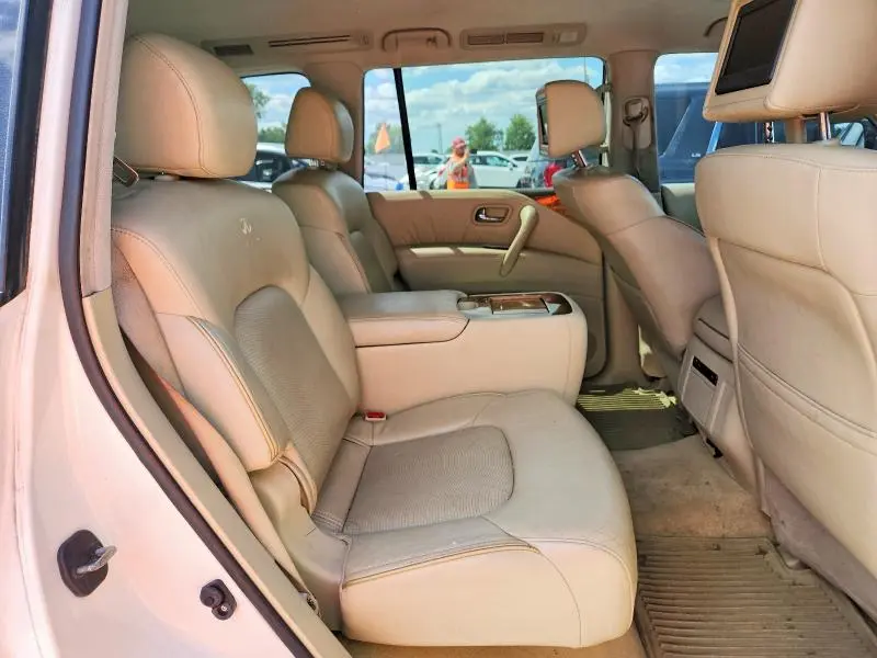 2011 INFINITI QX56 BASE  