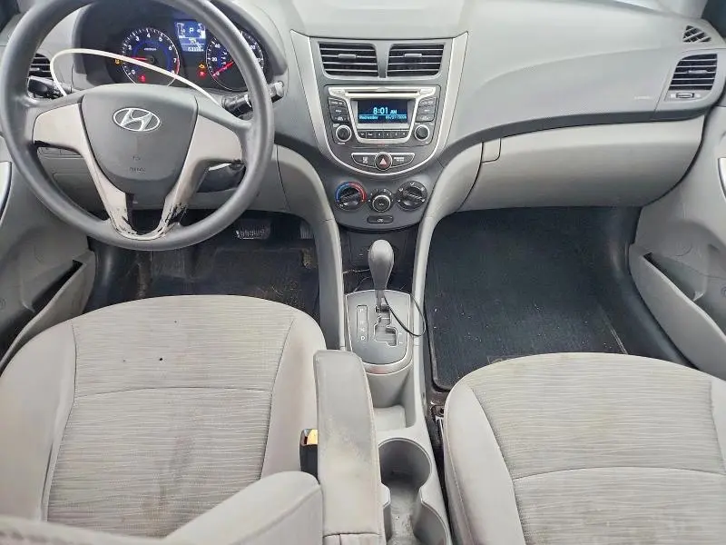 2015 HYUNDAI ACCENT GLS  