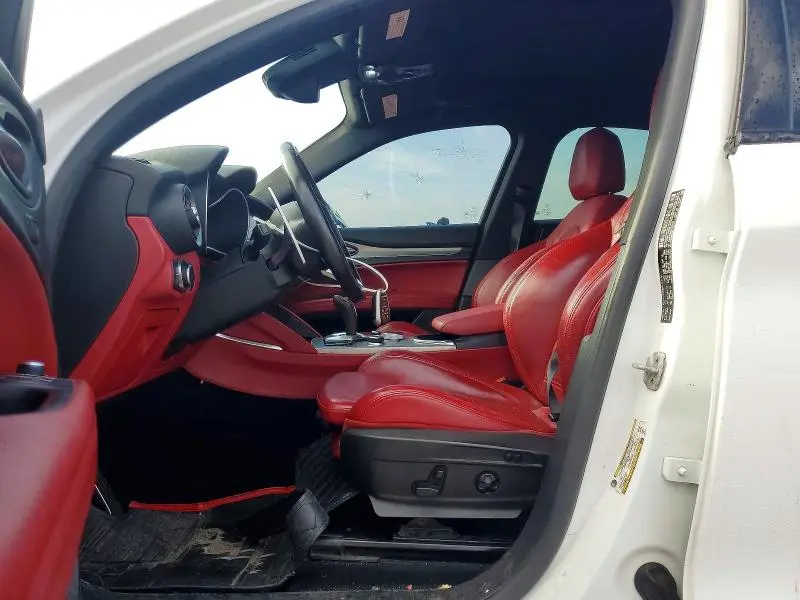2020 ALFA ROMEO STELVIO   