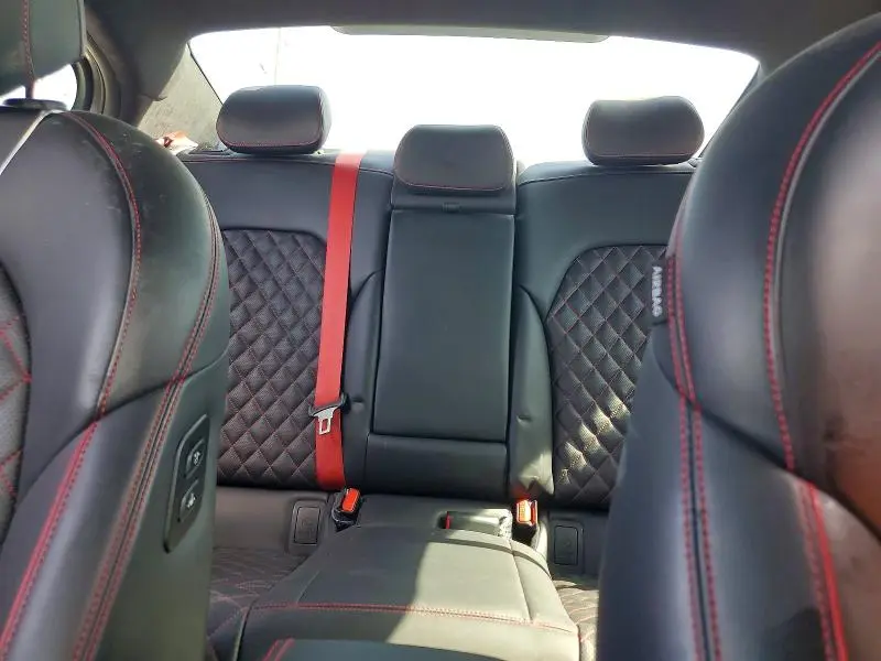 2023 GENESIS G70 3.3T STANDARD  