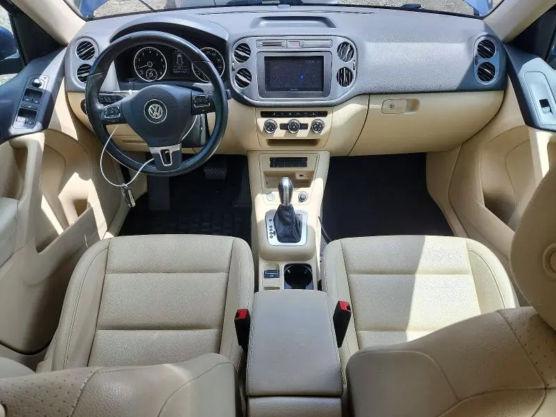 2016 VOLKSWAGEN TIGUAN S  