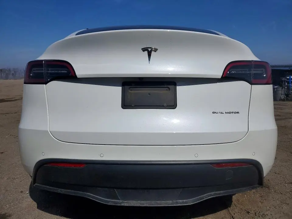 2021 TESLA MODEL Y   