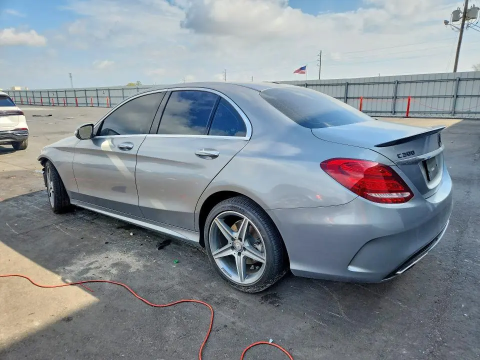 2015 MERCEDES-BENZ C 300  