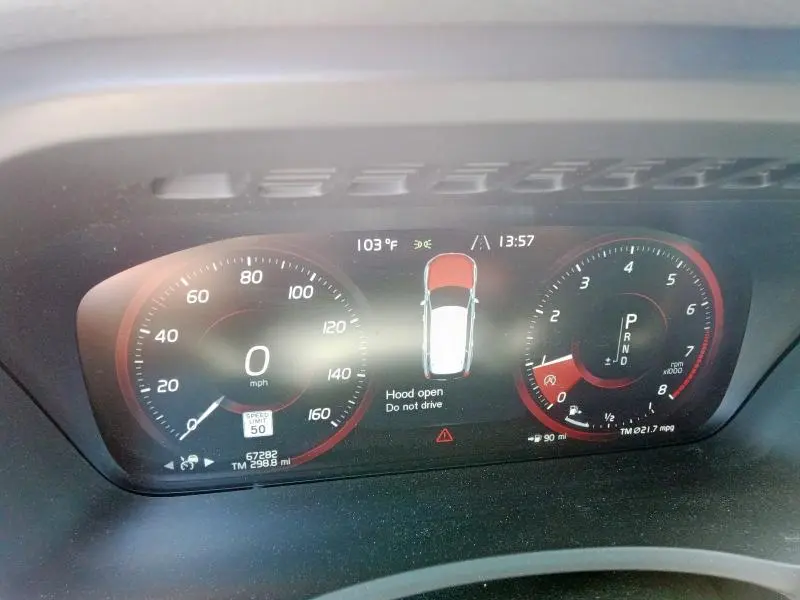 2018 VOLVO XC90 T6