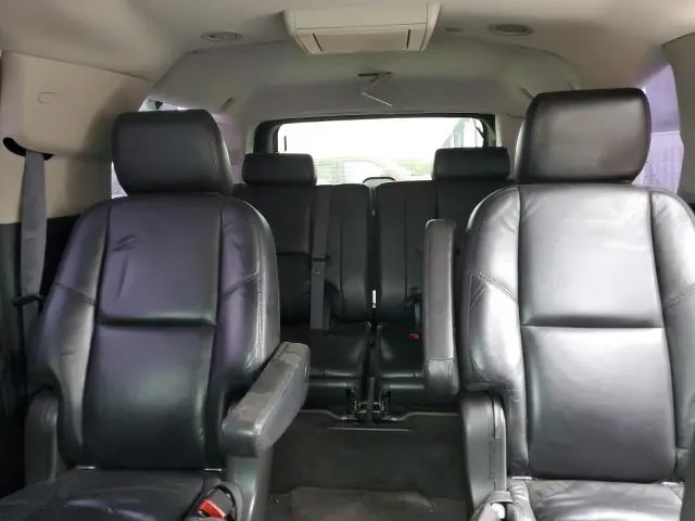 2011 CADILLAC ESCALADE ESV LUXURY  
