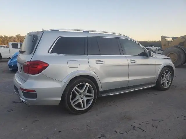 2015 MERCEDES-BENZ GL 550 4MATIC  