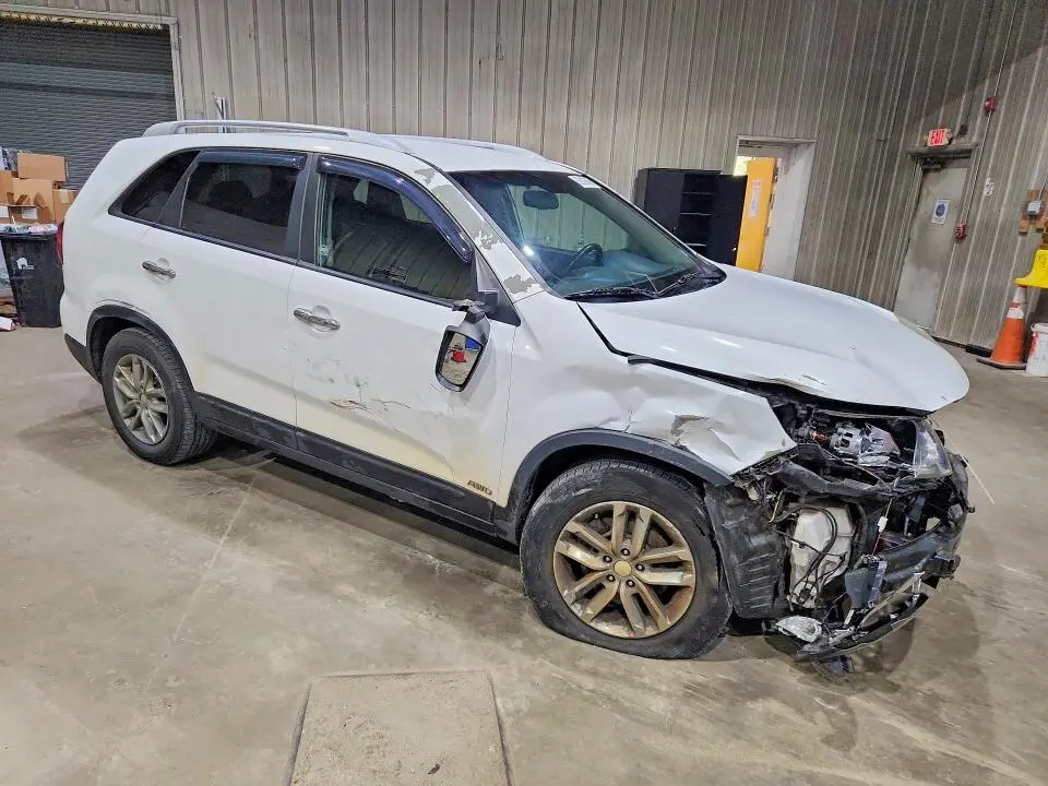 2014 KIA SORENTO LX  