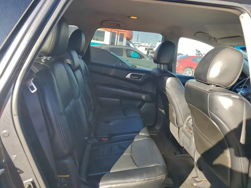 2014 NISSAN PATHFINDER S  