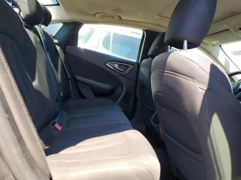 2015 CHRYSLER 200 LIMITED  