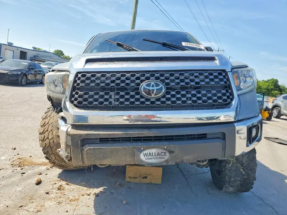 2020 TOYOTA TUNDRA SR5  
