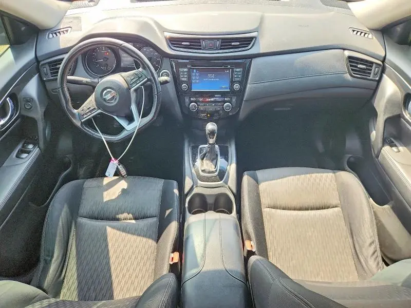 2017 NISSAN ROGUE   