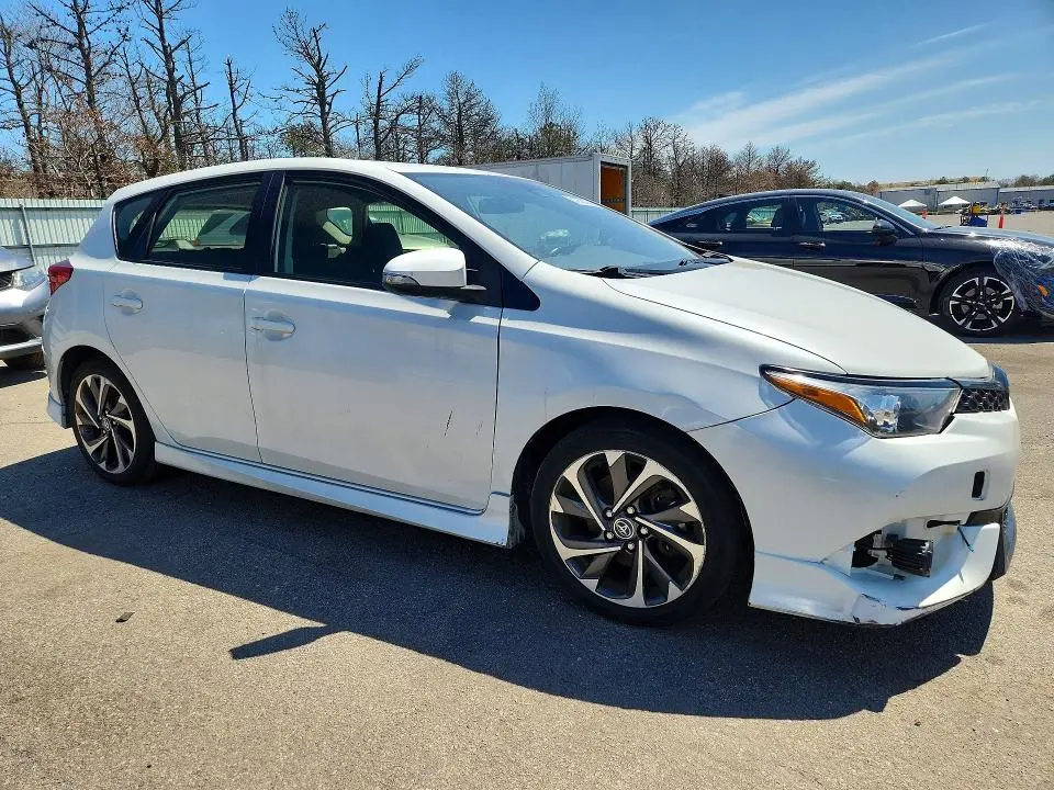 2018 TOYOTA COROLLA IM BASE  