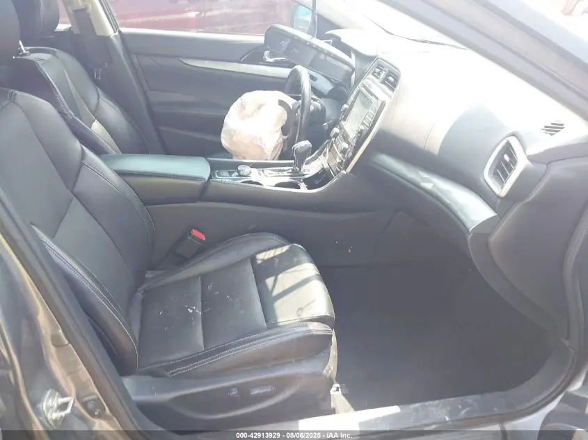 2018 NISSAN MAXIMA 3.5 SV