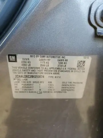 2011 CHEVROLET EQUINOX LT  