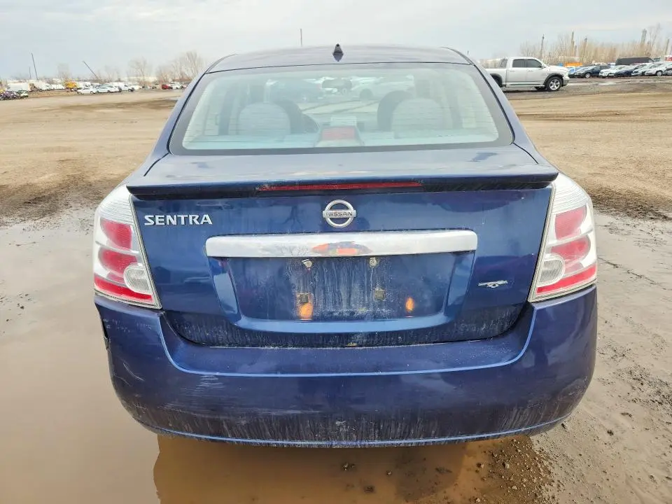 2010 NISSAN SENTRA 2.0  