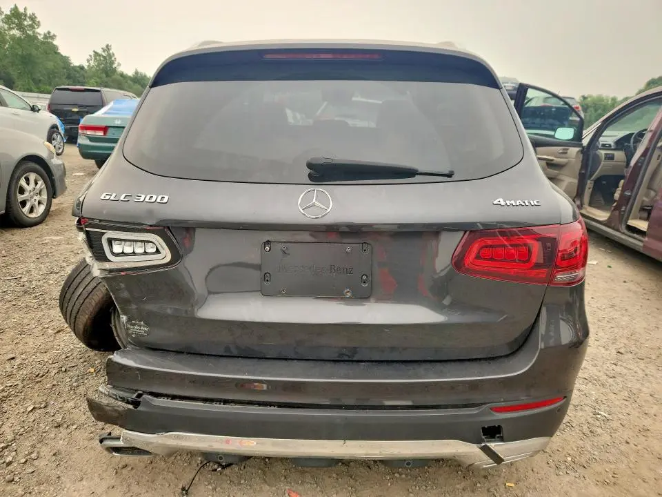 2021 MERCEDES-BENZ GLC 300 4MATIC  