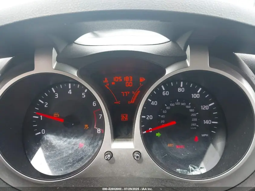 2015 NISSAN JUKE SL