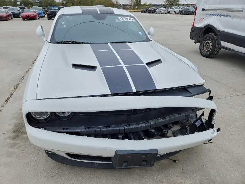 2023 DODGE CHALLENGER SXT  