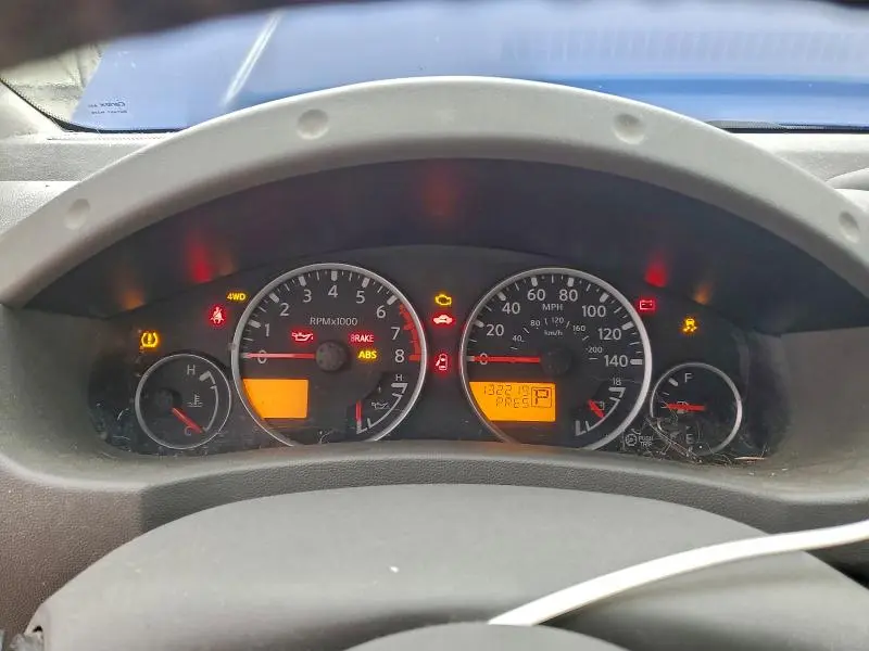 2012 NISSAN FRONTIER S  