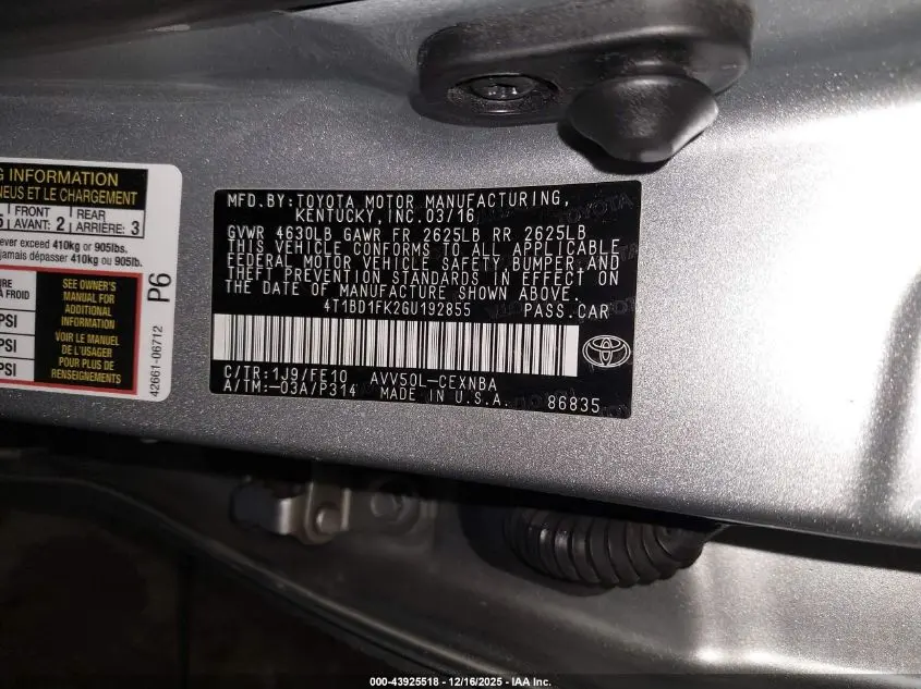 2016 TOYOTA CAMRY HYBRID LE