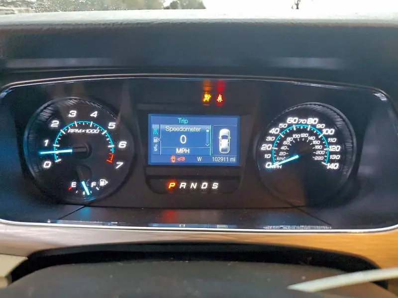 2017 FORD TAURUS SEL  