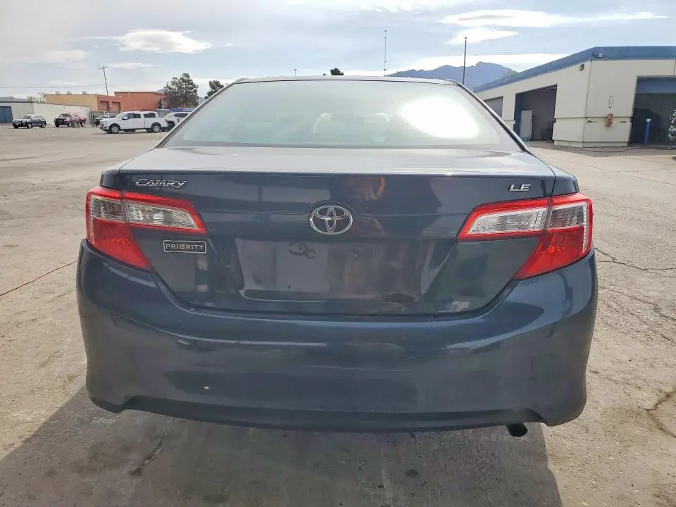 2012 TOYOTA CAMRY LE  