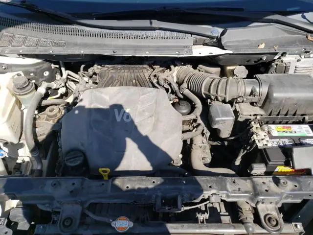 2012 KIA SEDONA LX  