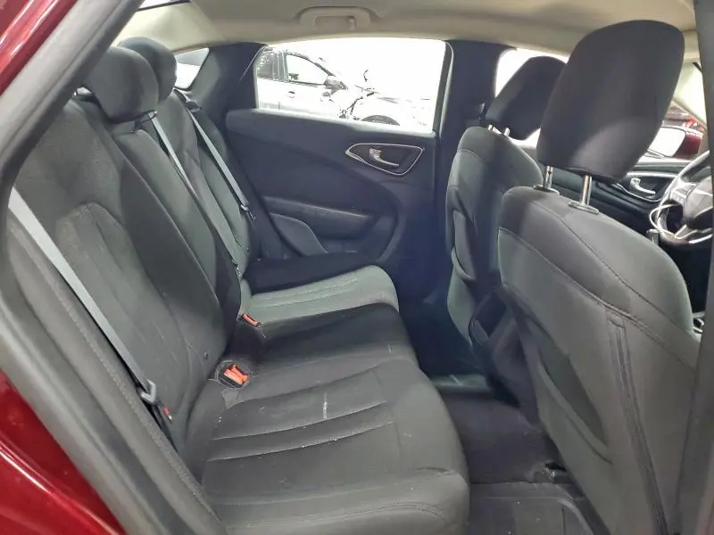 2016 CHRYSLER 200 LX  