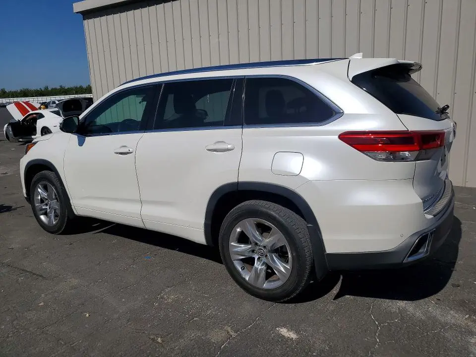 2019 TOYOTA HIGHLANDER LIMITED  