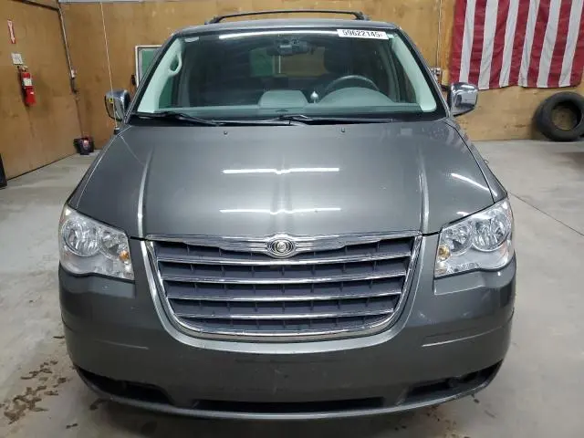 2010 CHRYSLER TOWN & COUNTRY TOURING  