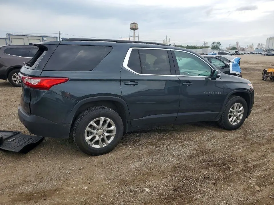 2020 CHEVROLET TRAVERSE LT  